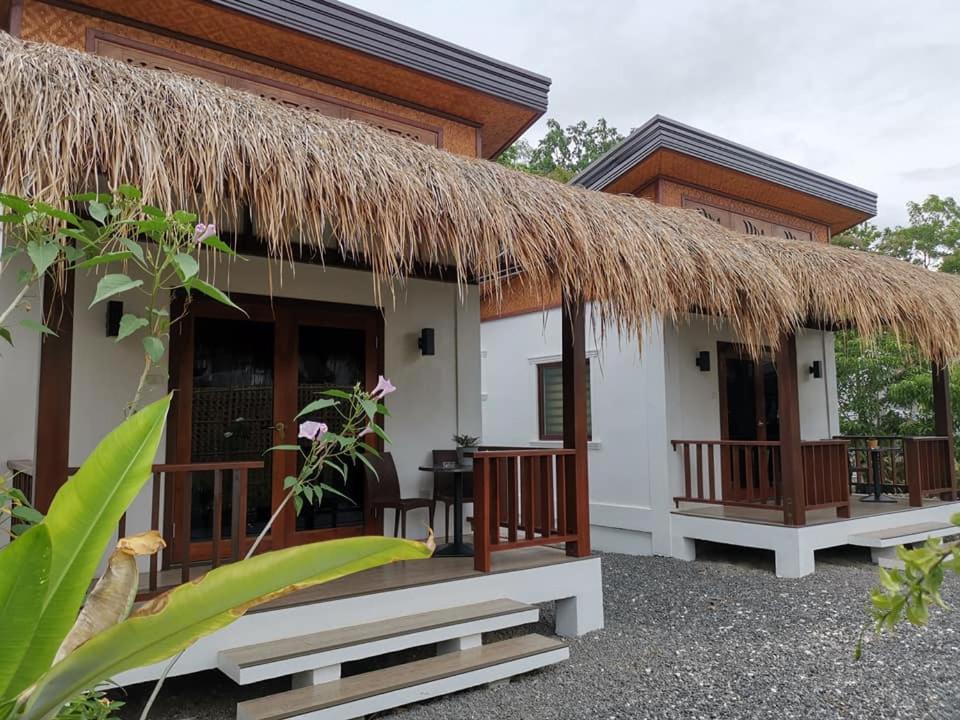 Alona Vikings Lodge 2 Panglao Exterior photo